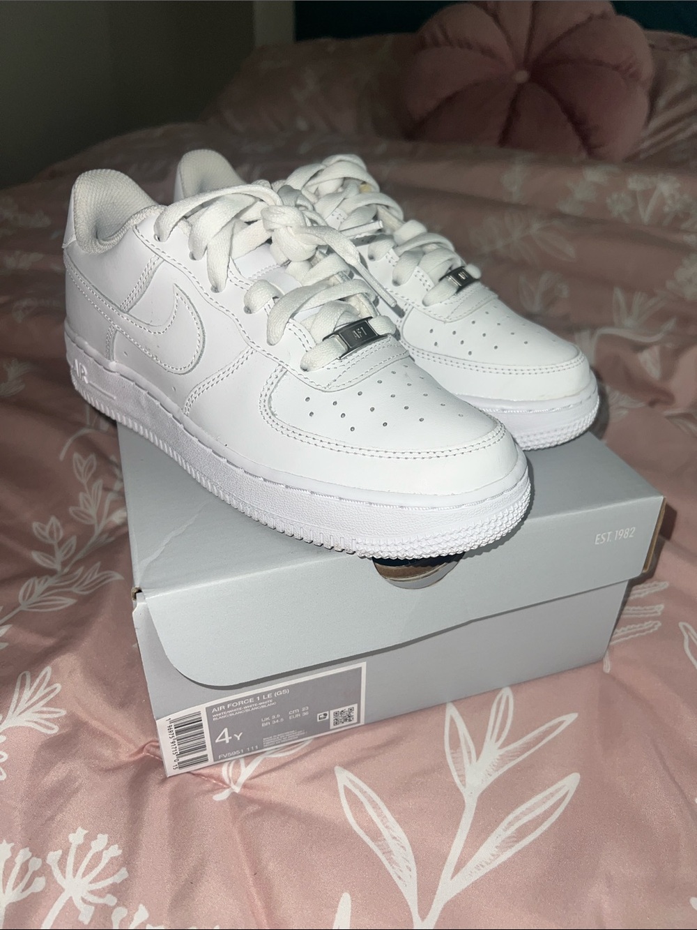 Nike Kids White Low-Top Leather Sneakers